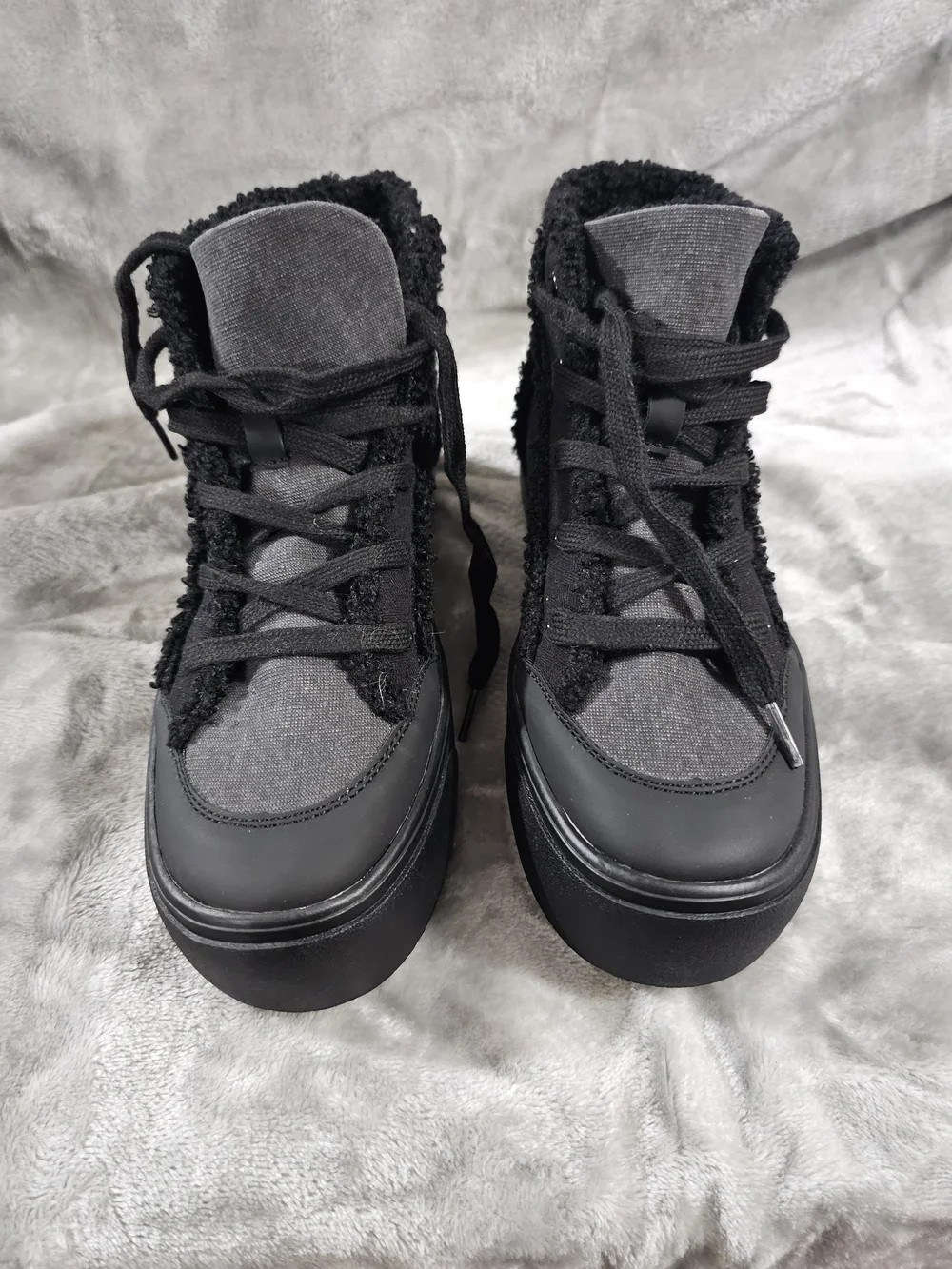 Rocket Dog Black Platform Lace-Up Sneakers - Picture 1 of 6